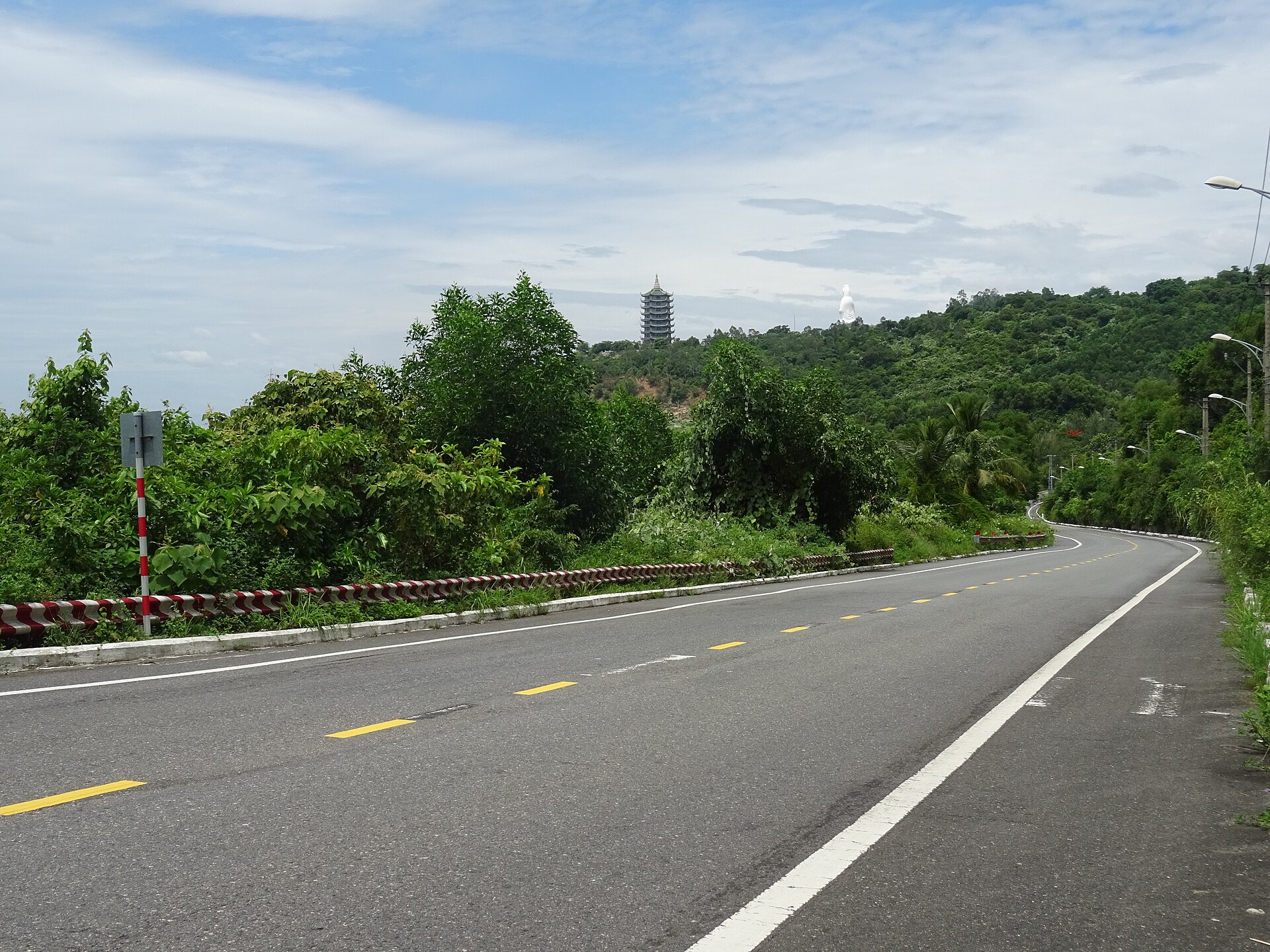 Đường lên bán đảo Sơn Trà