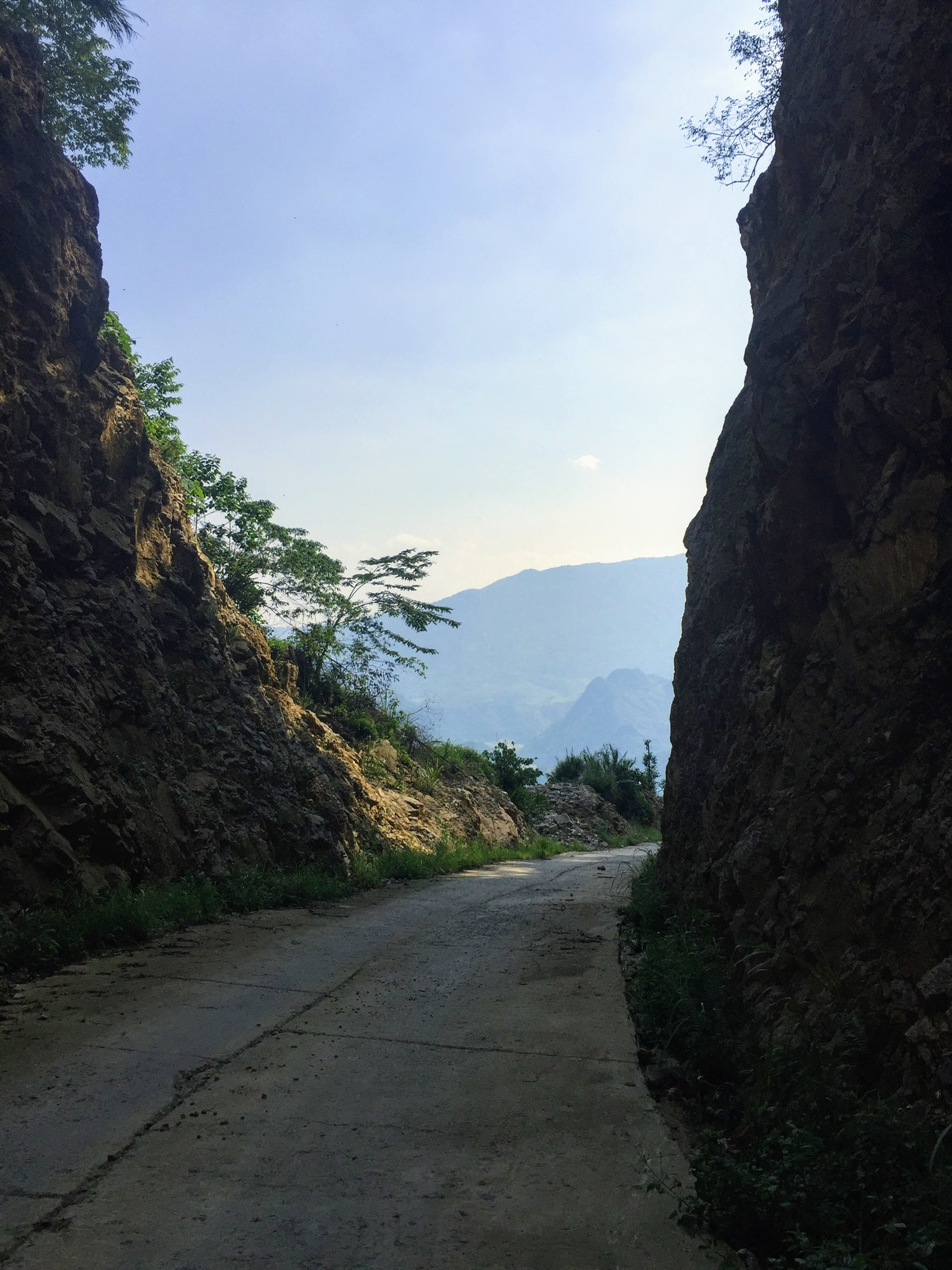 Hairpin bends on the pass